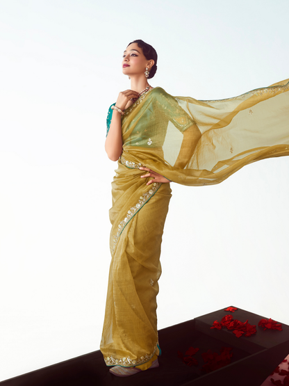 Dhiyona KM Women Yellow Silk Saree