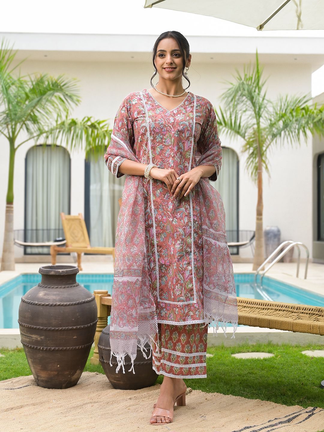 Dhiyona KL Floral Printed V-Neck Pure Cotton Kurta with Trouser And Dupatta