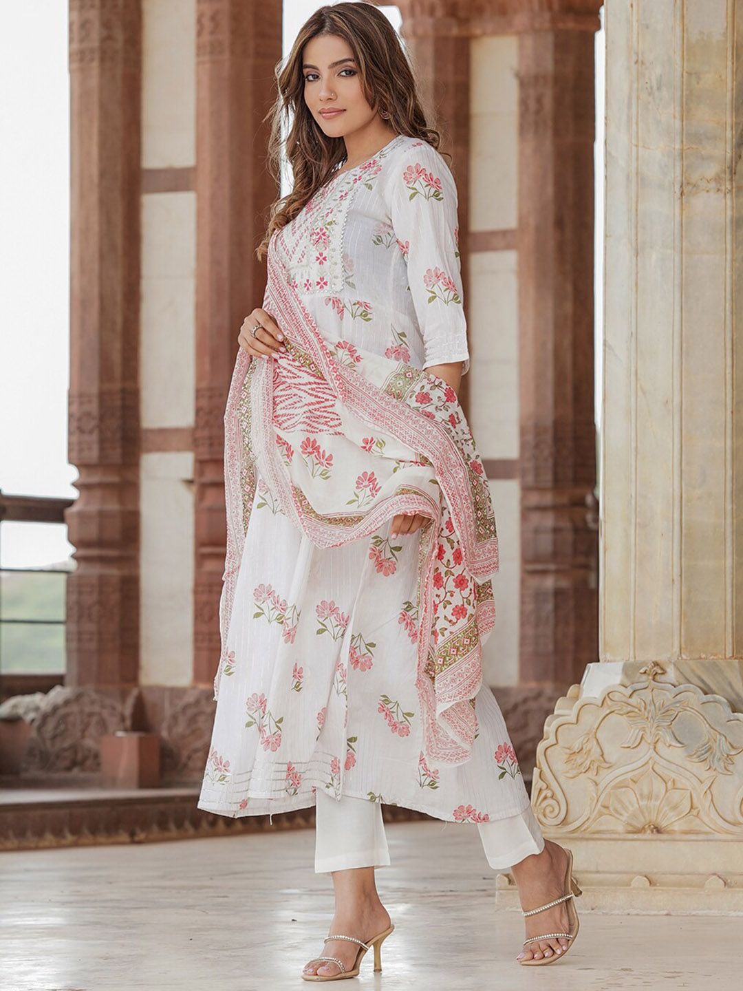 Dhiyona KL Floral Printed Thread Work Pure Cotton Kurta with Trousers & Dupatta