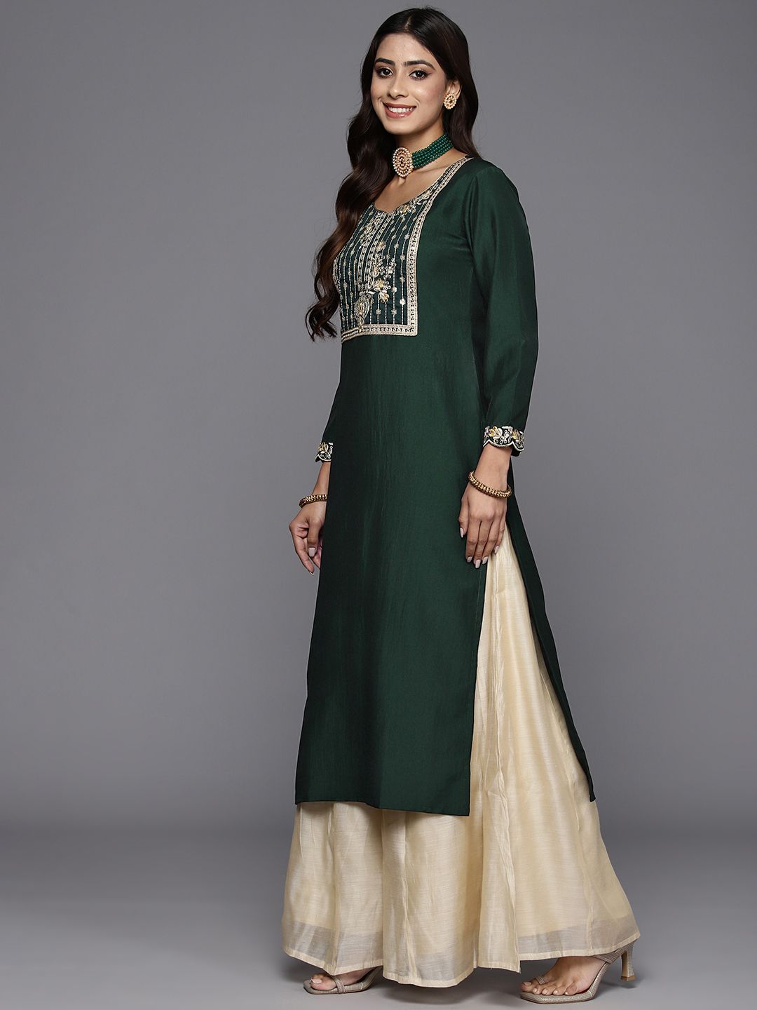 Dhiyona IE Floral Yoke Design Sequined Kurta