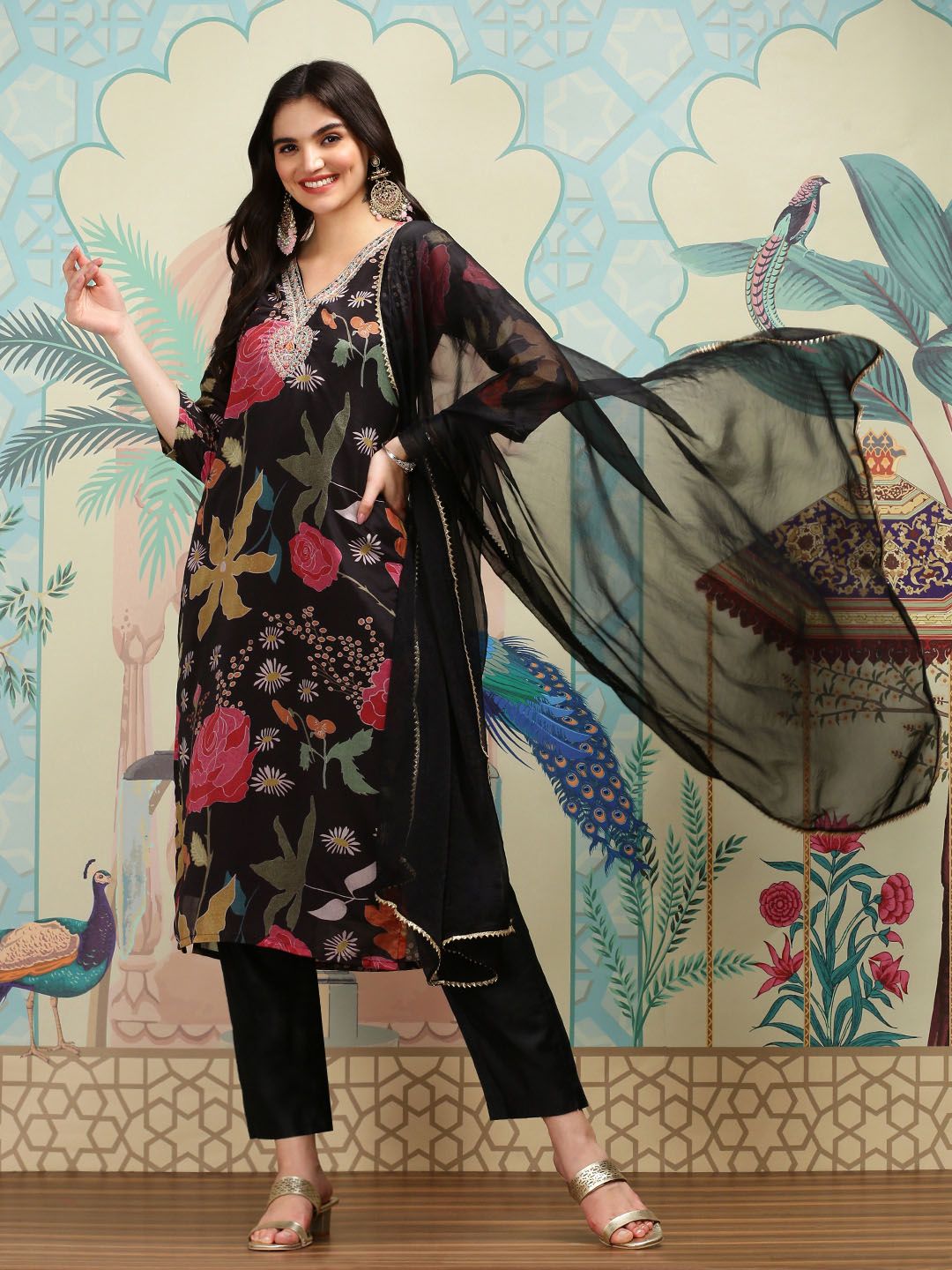 Dhiyona IS Women's Floral Printed V-Neck Three-Quarter Sleeves Kurta with Trousers & With Dupatta