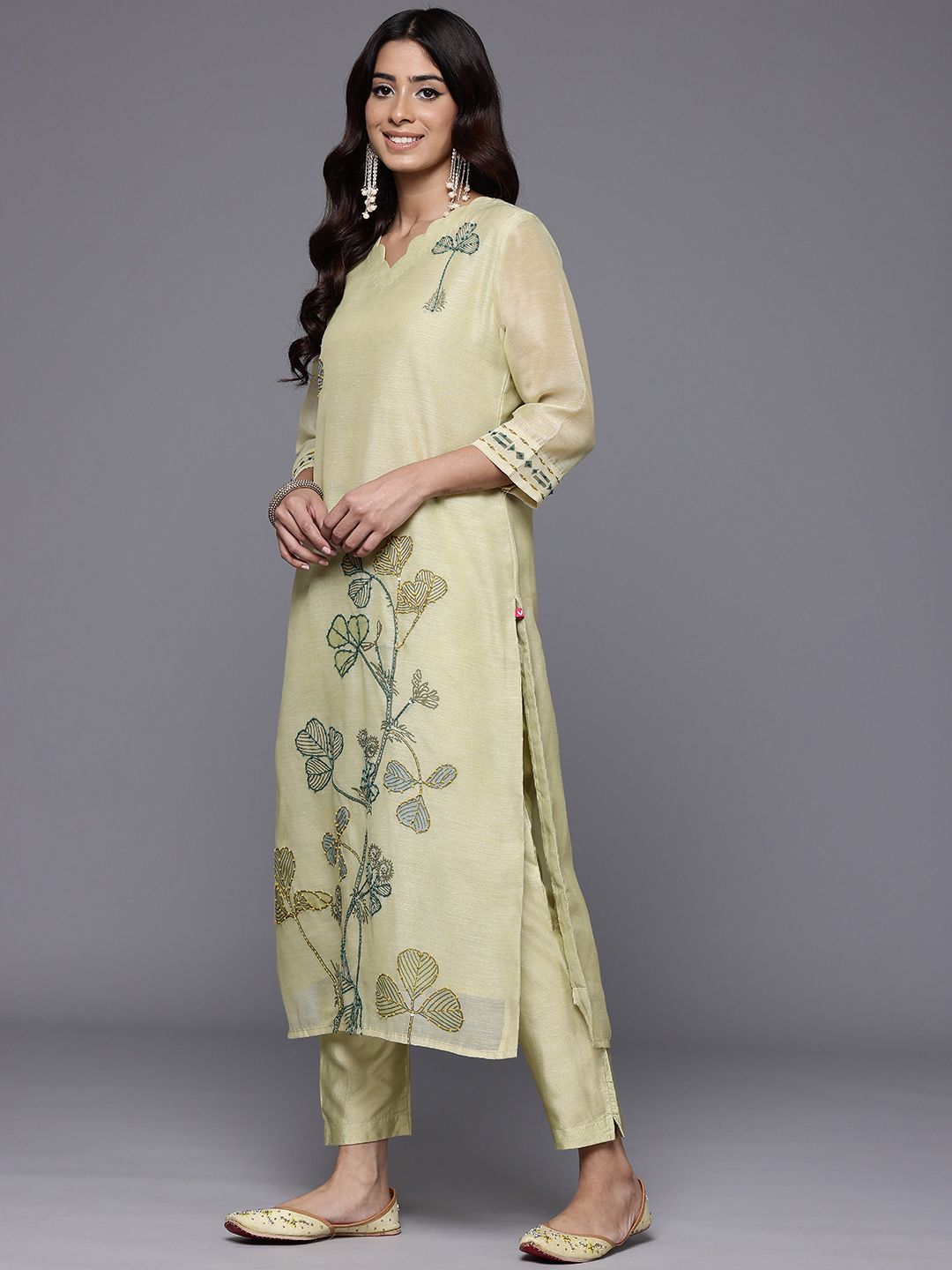 Dhiyona VA Women's Floral Embroidered Thread Work Chanderi Cotton Kurta with Trousers & Dupatta