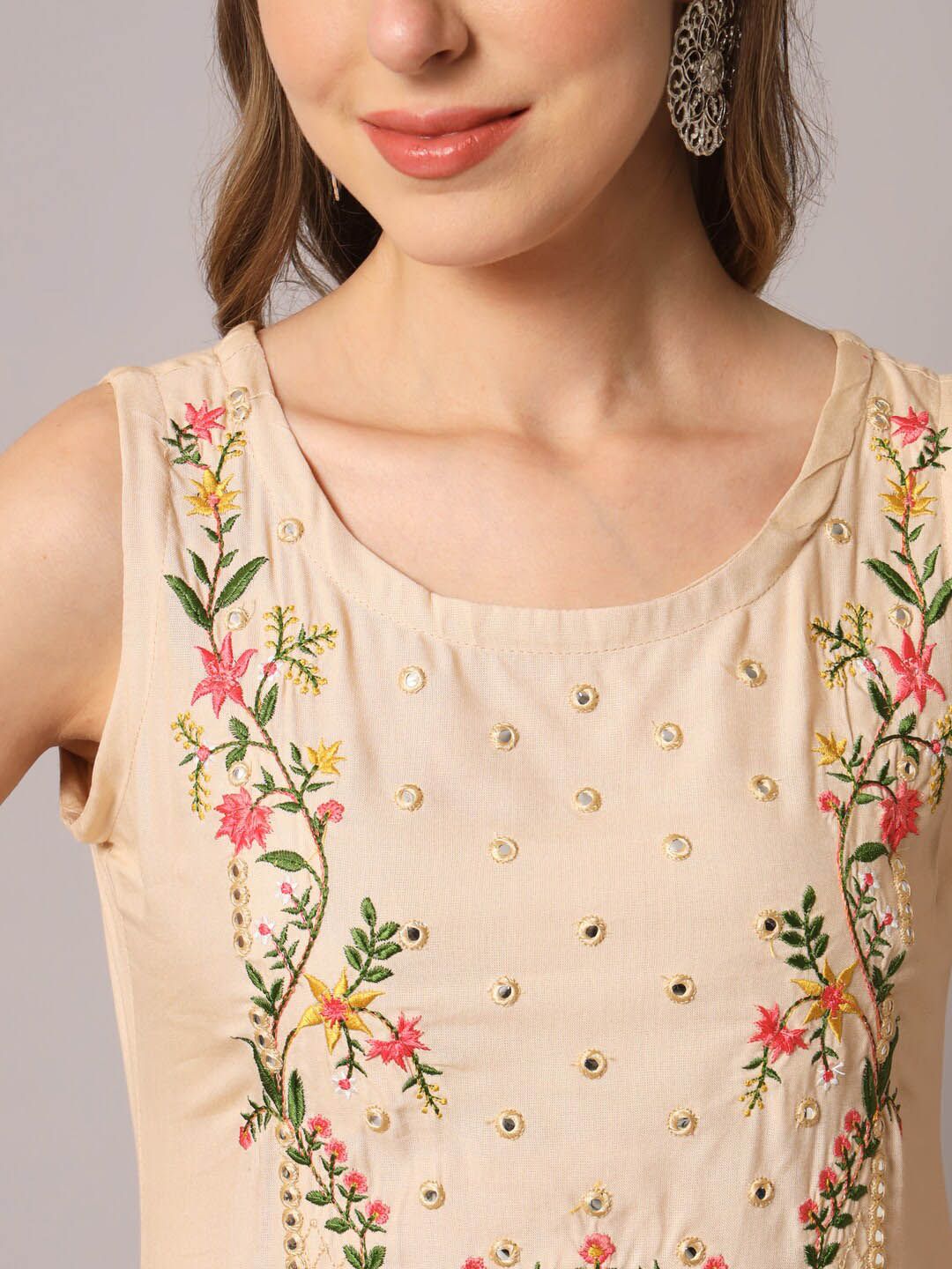 Dhiyona KL Floral Embroidered Mirror Work Kurta with Trousers & Dupatta