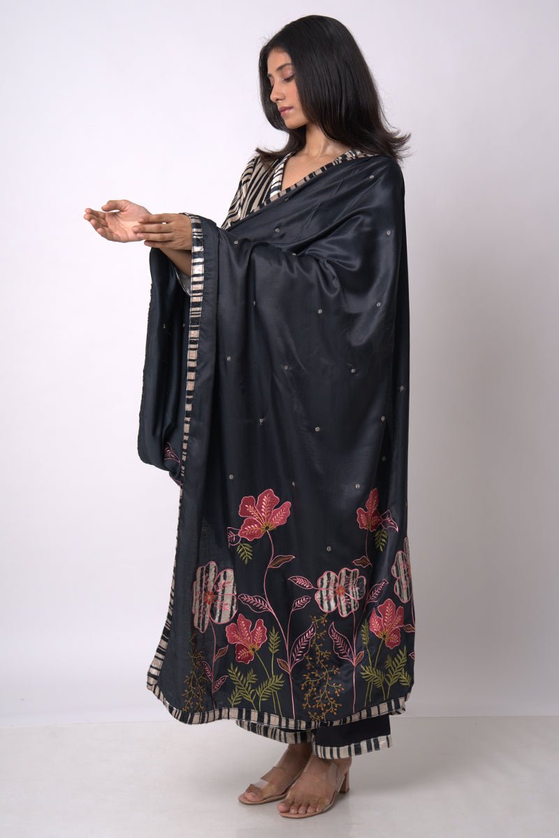 Women's Black and Cream Silk Velvet Salwar Suit