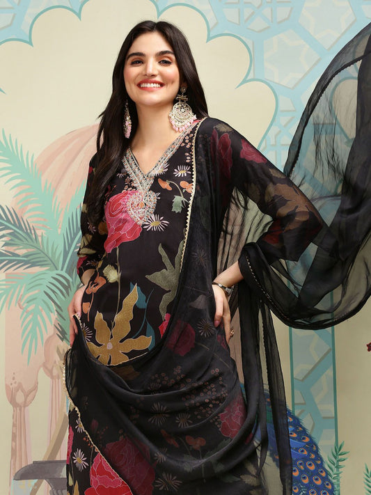 Dhiyona IS Women's Floral Printed V-Neck Three-Quarter Sleeves Kurta with Trousers & With Dupatta