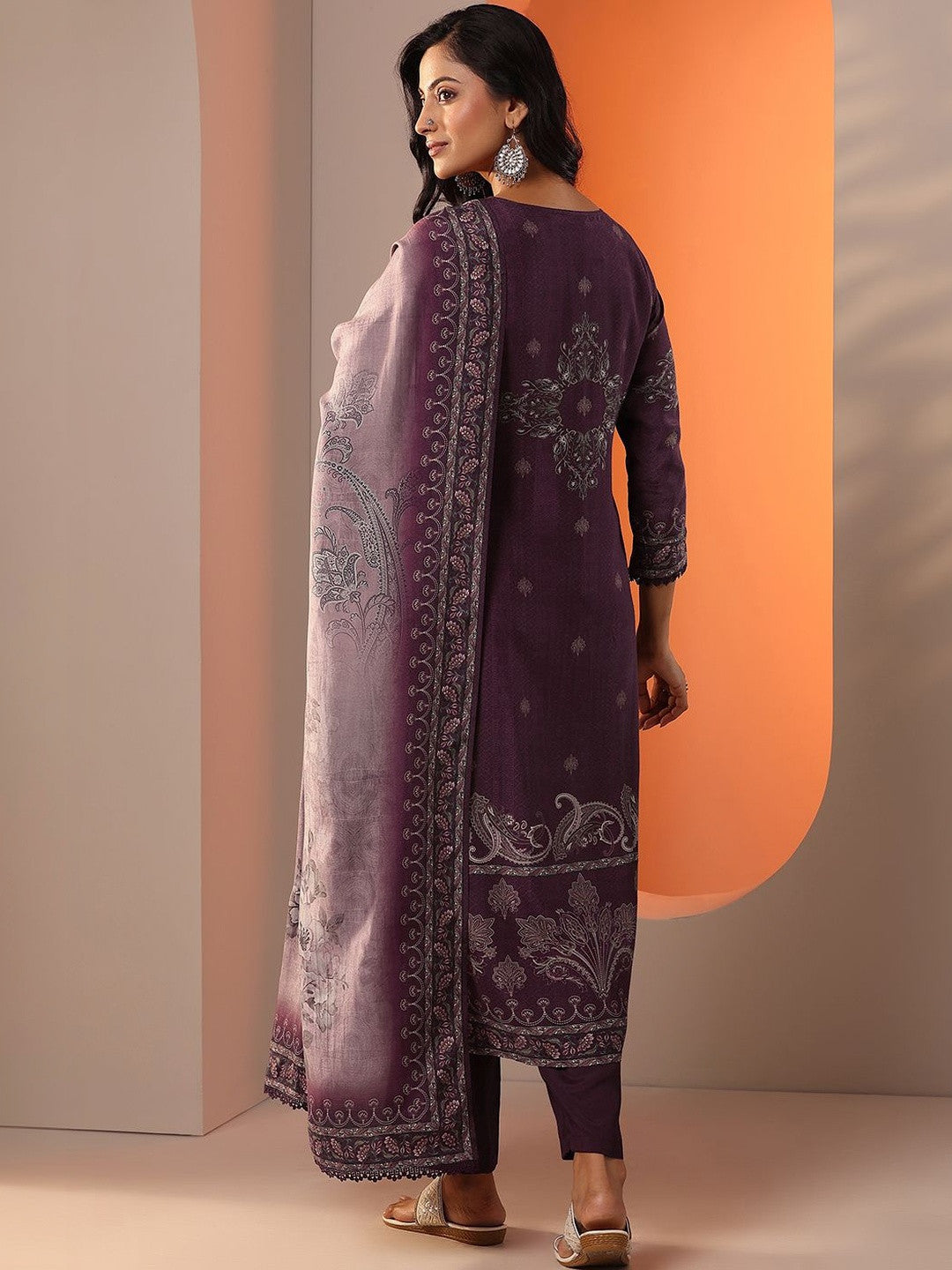 Women Floral Printed Regular Sequinned Kurta with Trousers & With Dupatta