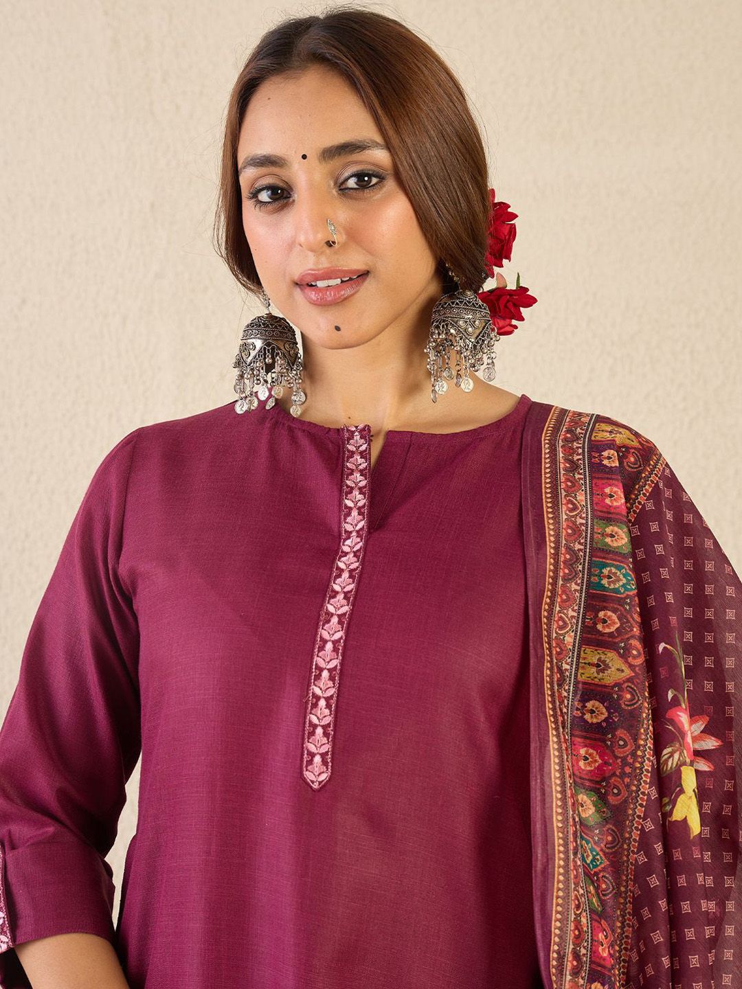 Dhiyona IE Women Ethnic Motifs Embroidered Regular Kurta with Trousers & Printed Dupatta