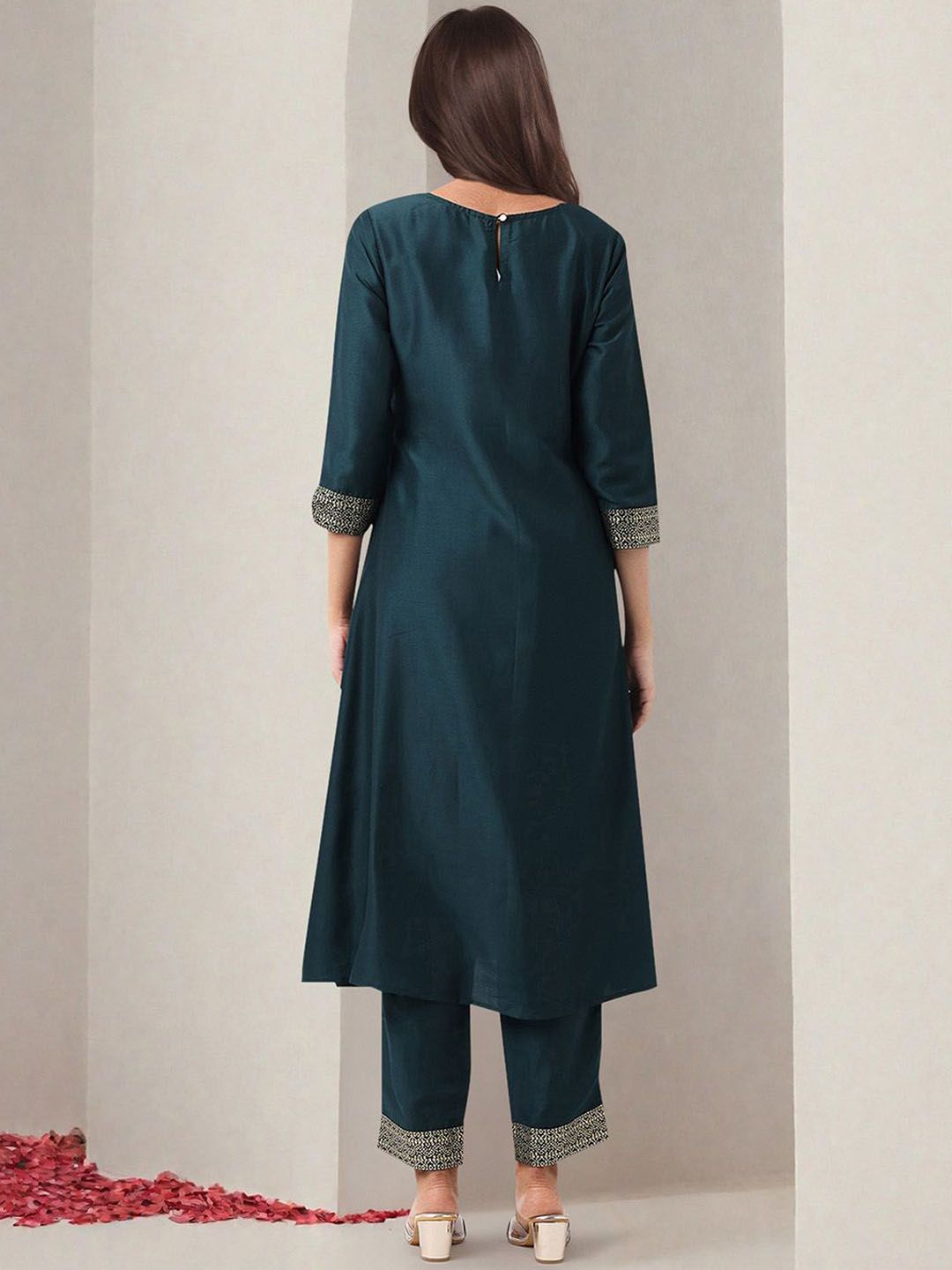 Dhiyona IS Women's Women Printed Regular Kurta with Trousers