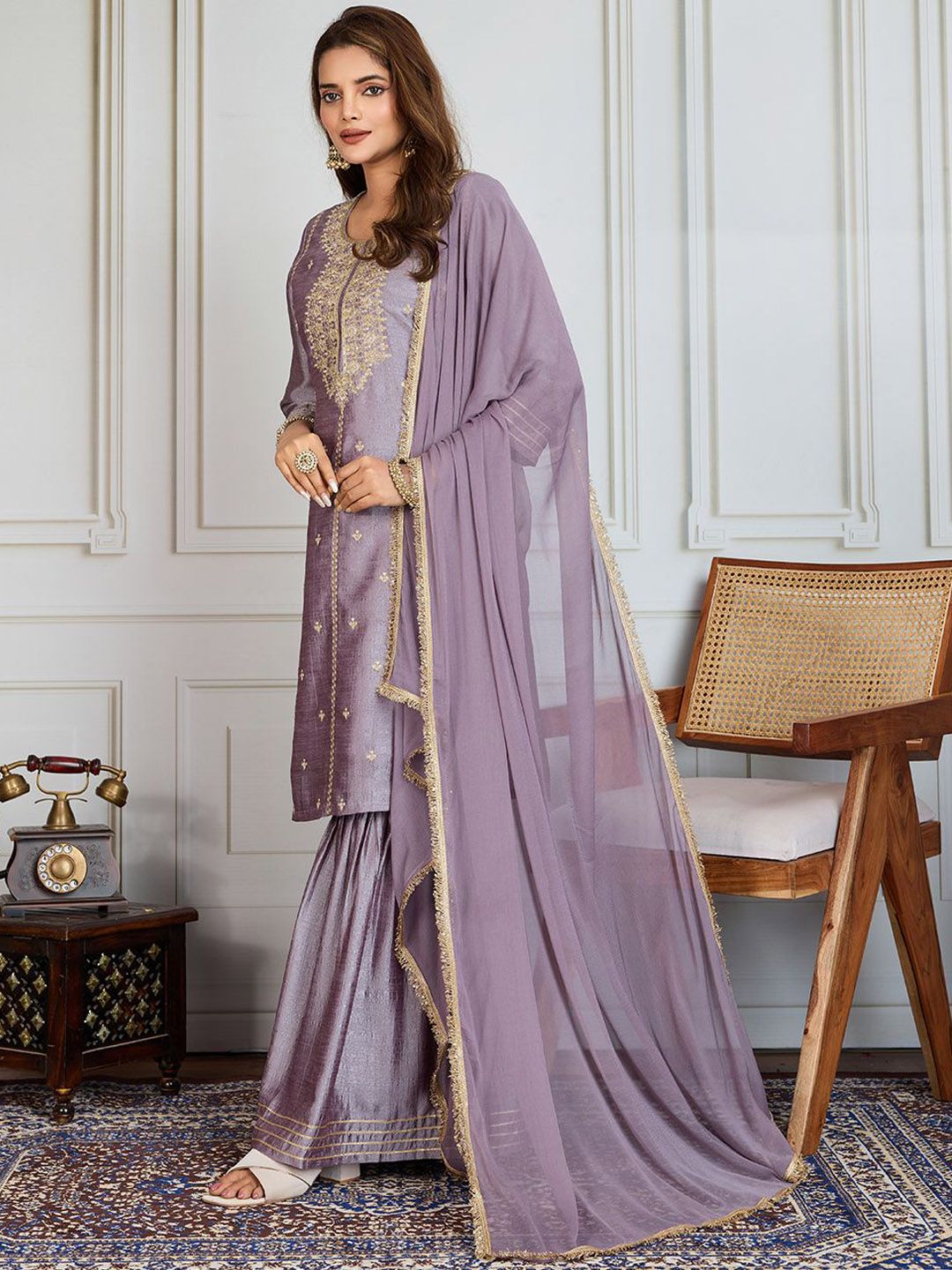 Dhiyona PD Women Women Ethnic Motifs Embroidered Kurta & Sharara With Dupatta
