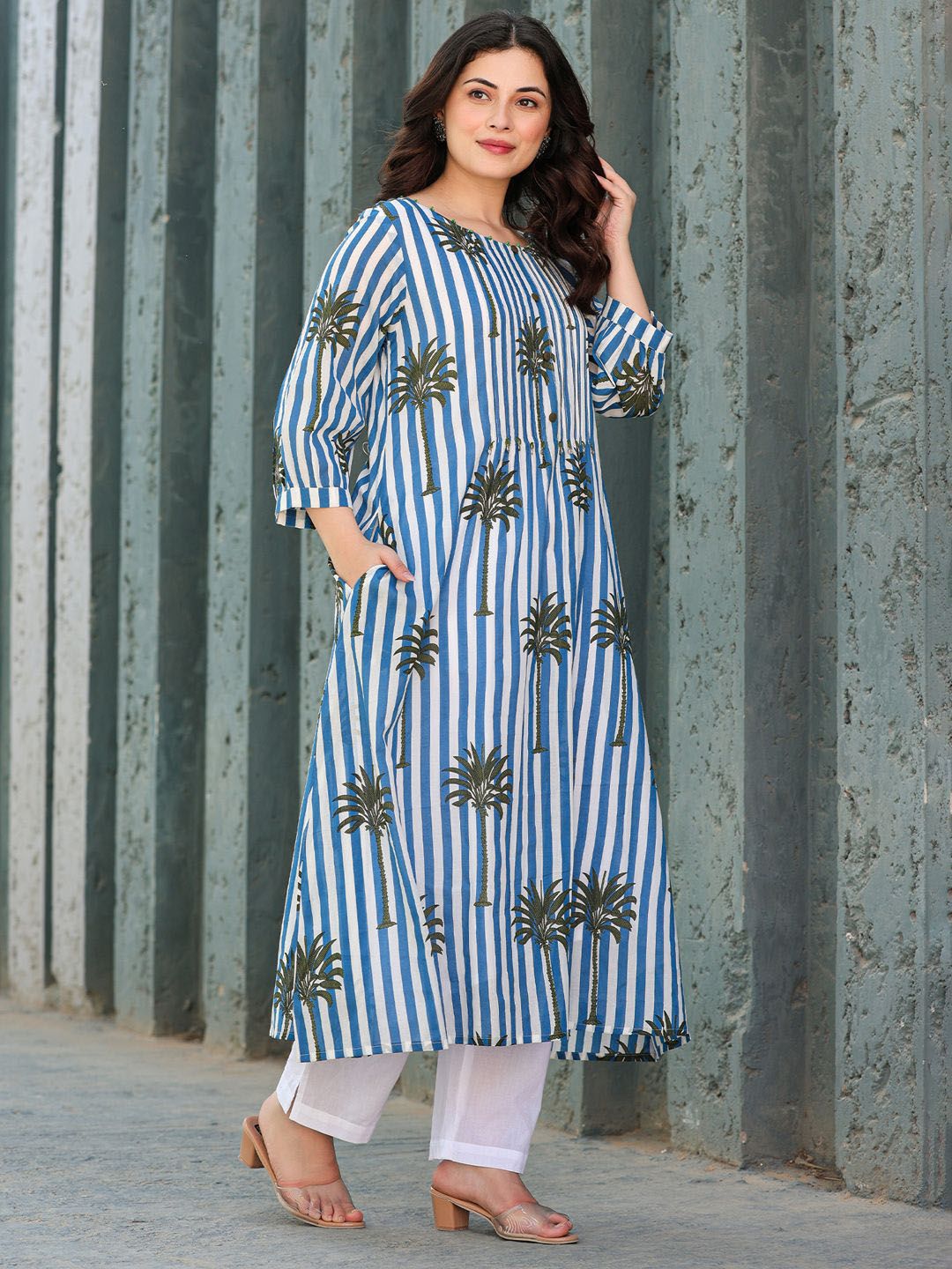 Floral Printed Round Neck Pure Cotton A-Line Kurta With Trousers