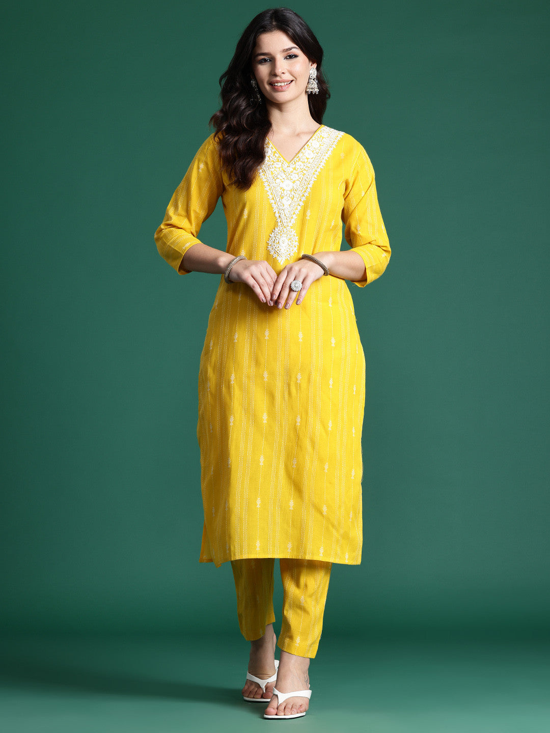 Ethnic Motifs Embroidered Thread Work Pure Cotton Kurta with Trousers