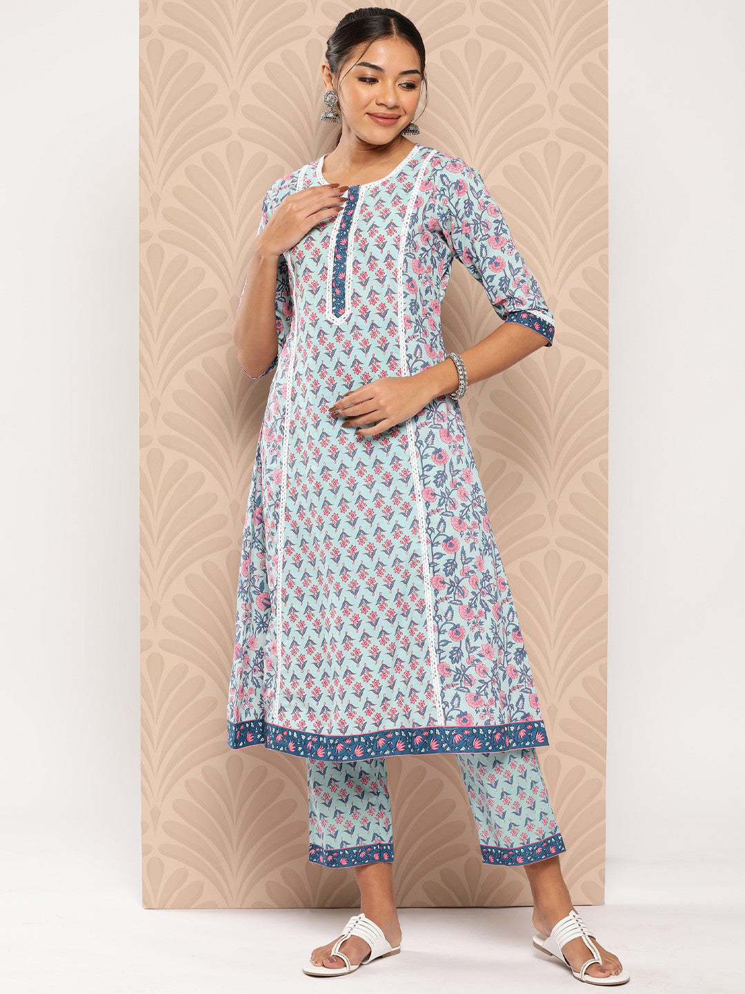 Floral Printed Panelled Pure Cotton Kurta with Trousers