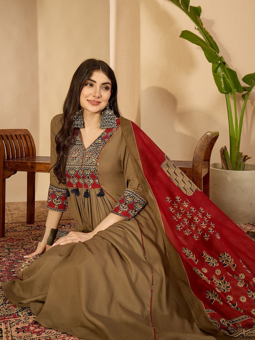 Embroidered Kurta Set