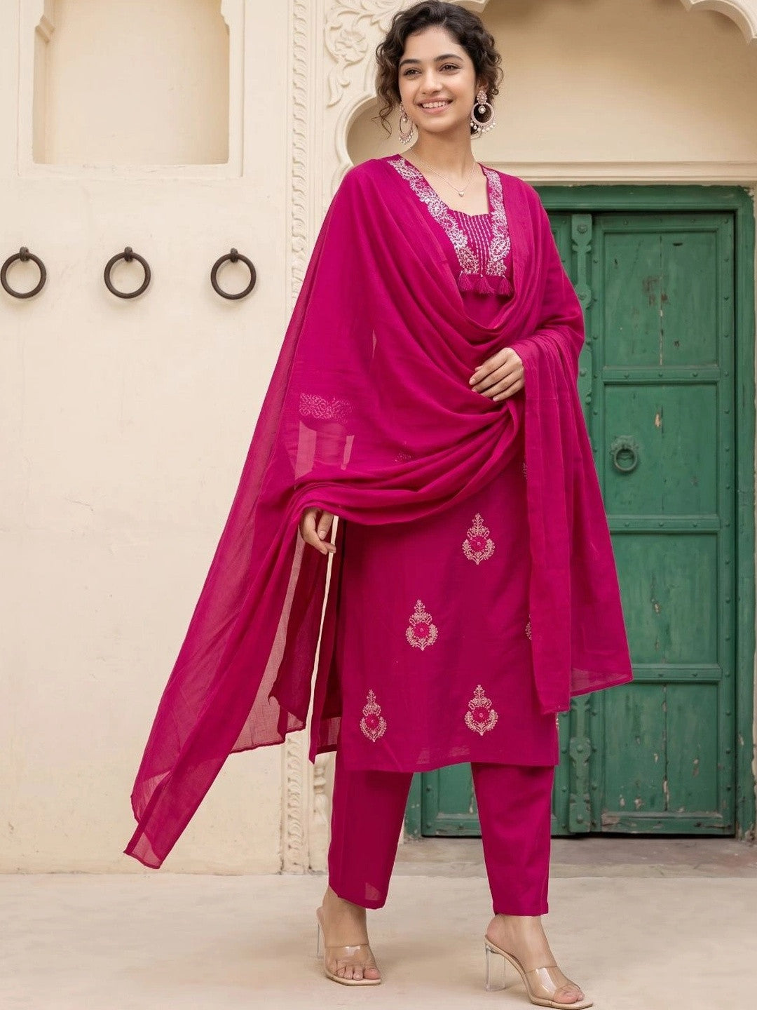 Women Ethnic Motifs Embroidered Regular Thread Work Pure Cotton Kurta with Trousers & With Dupatta