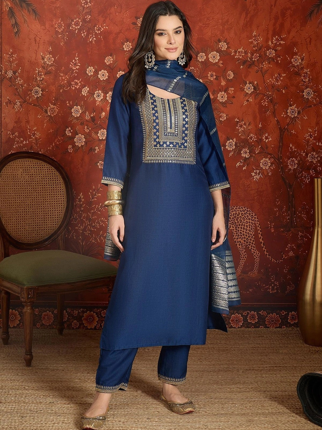 Women Ethnic Motifs Embroidered Regular Kurta with Trousers & With Dupatta