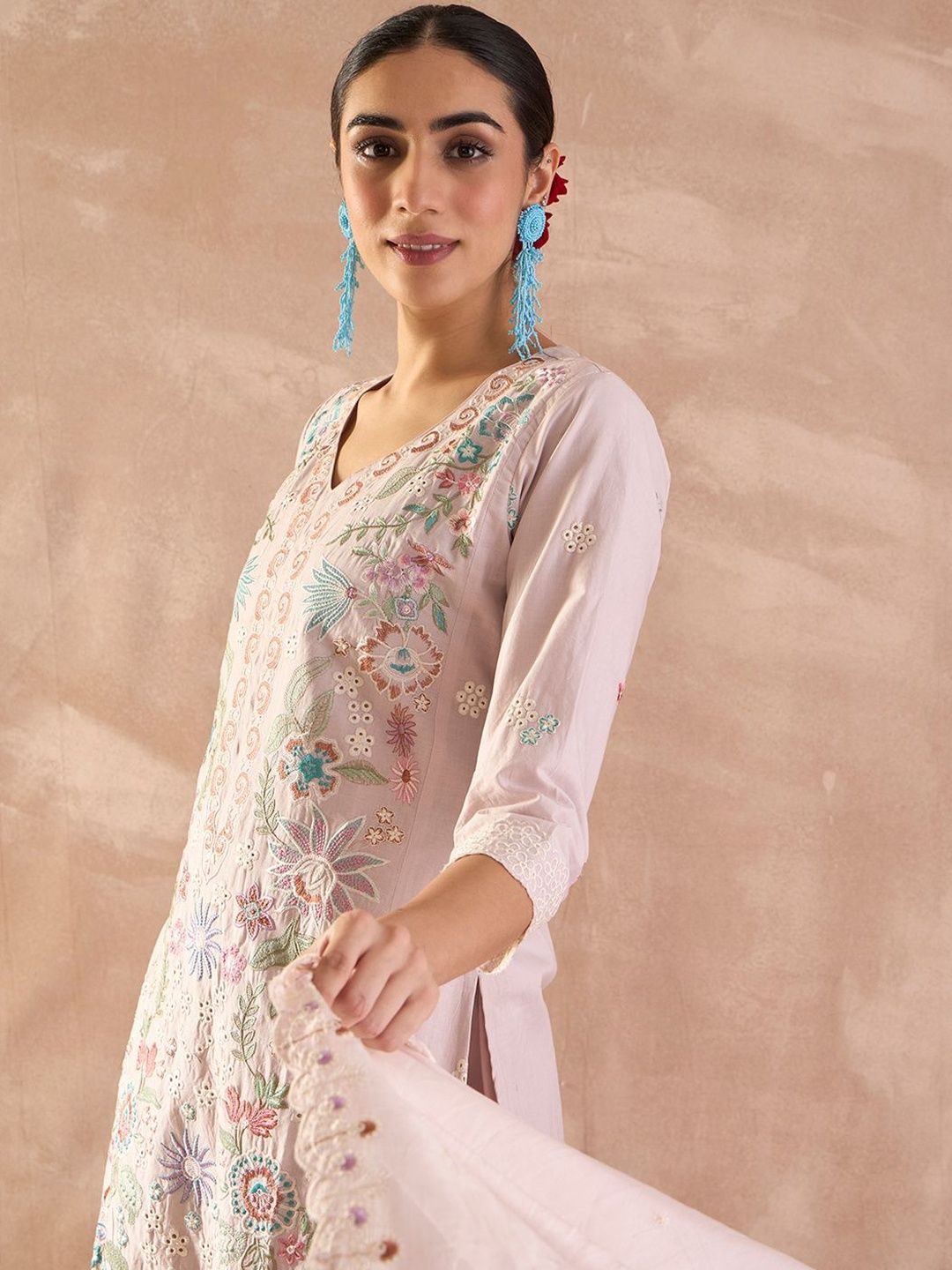 Dhiyona IE Floral Embroidered Regular Thread Work Pure Cotton Kurta With Trousers & Dupatta