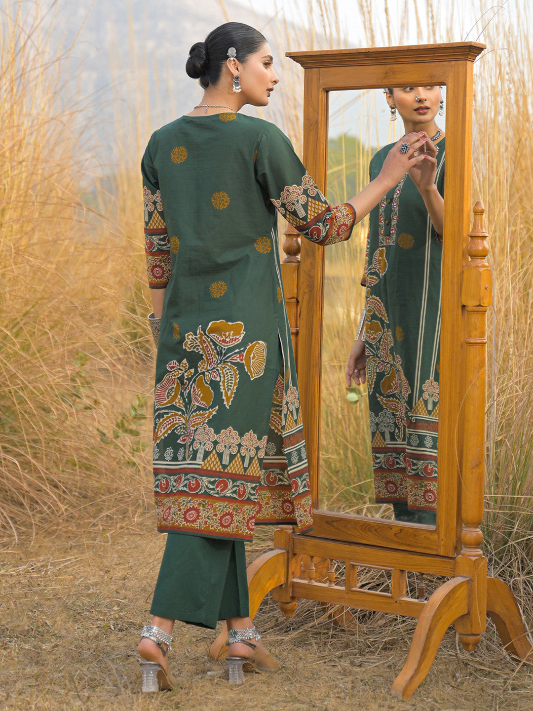 Women Ethnic Motifs Printed Regular Pure Cotton Kurta with Trousers & With Dupatta