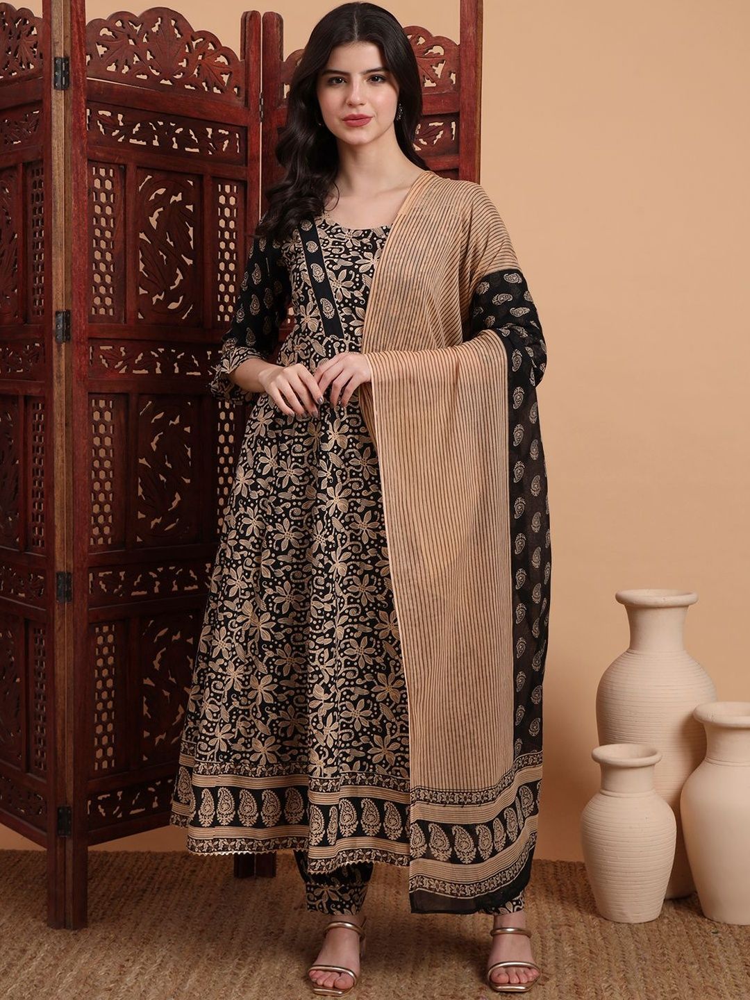 Dhiyona KL Women Ethnic Motifs Printed Panelled Pure Cotton Kurta with Harem Pants & With Dupatta