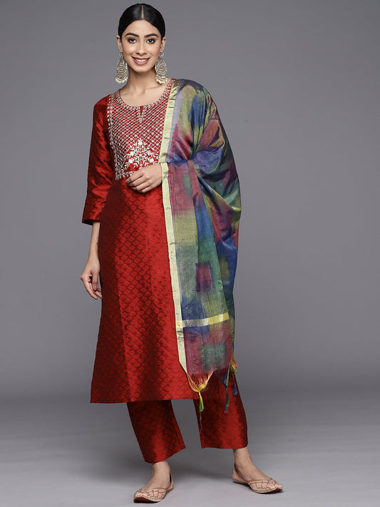 Dhiyona VR Women's Round Neck Yoke Embroidered Straight Kurta Paired With Tonal Bottom And Printed Dupatta