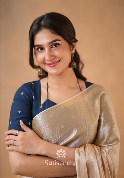 Dhiyona SS Ivory Gold Horizon – Flowing with Regal Charm