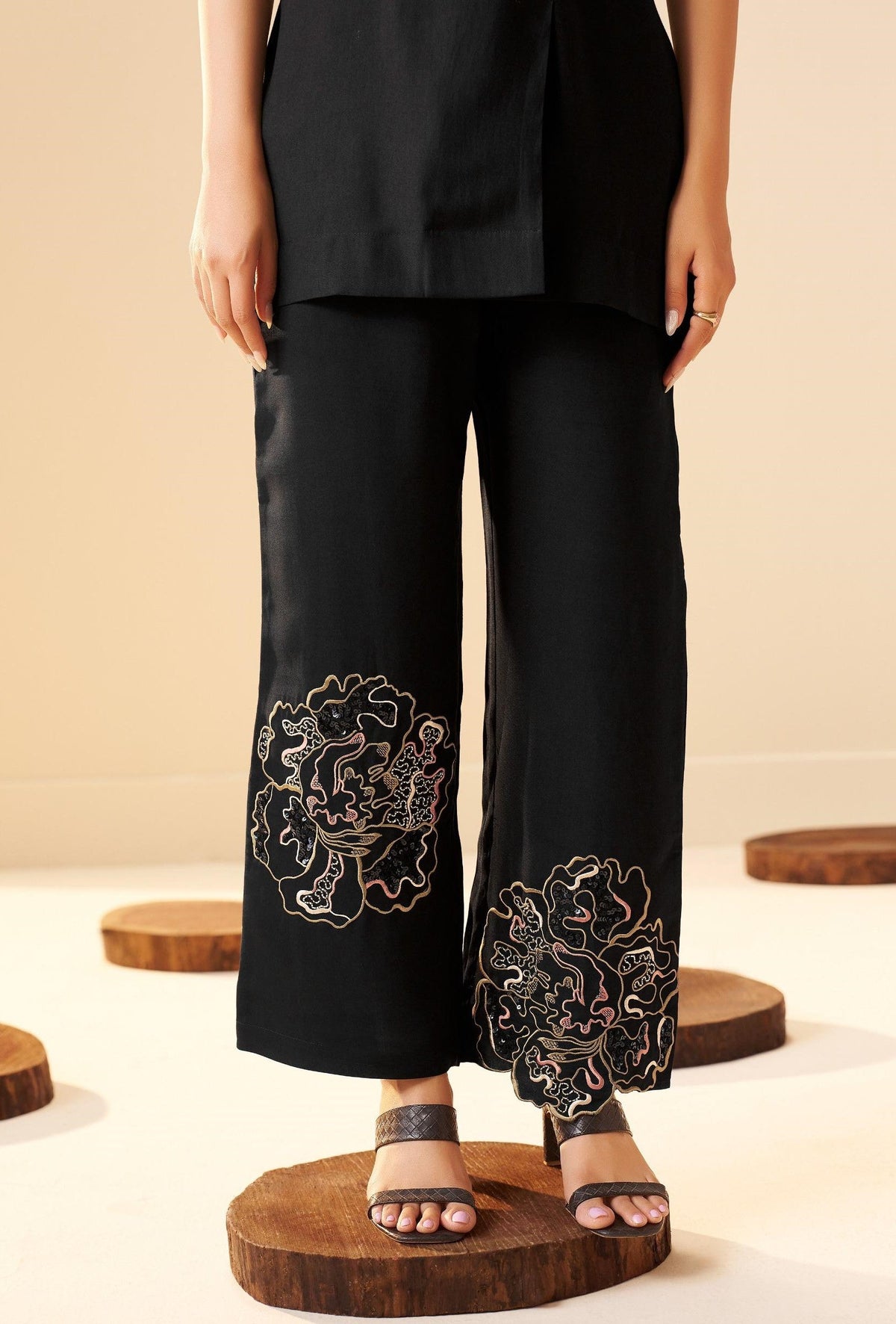 Tisca pitch Embroidery Co-ord set
