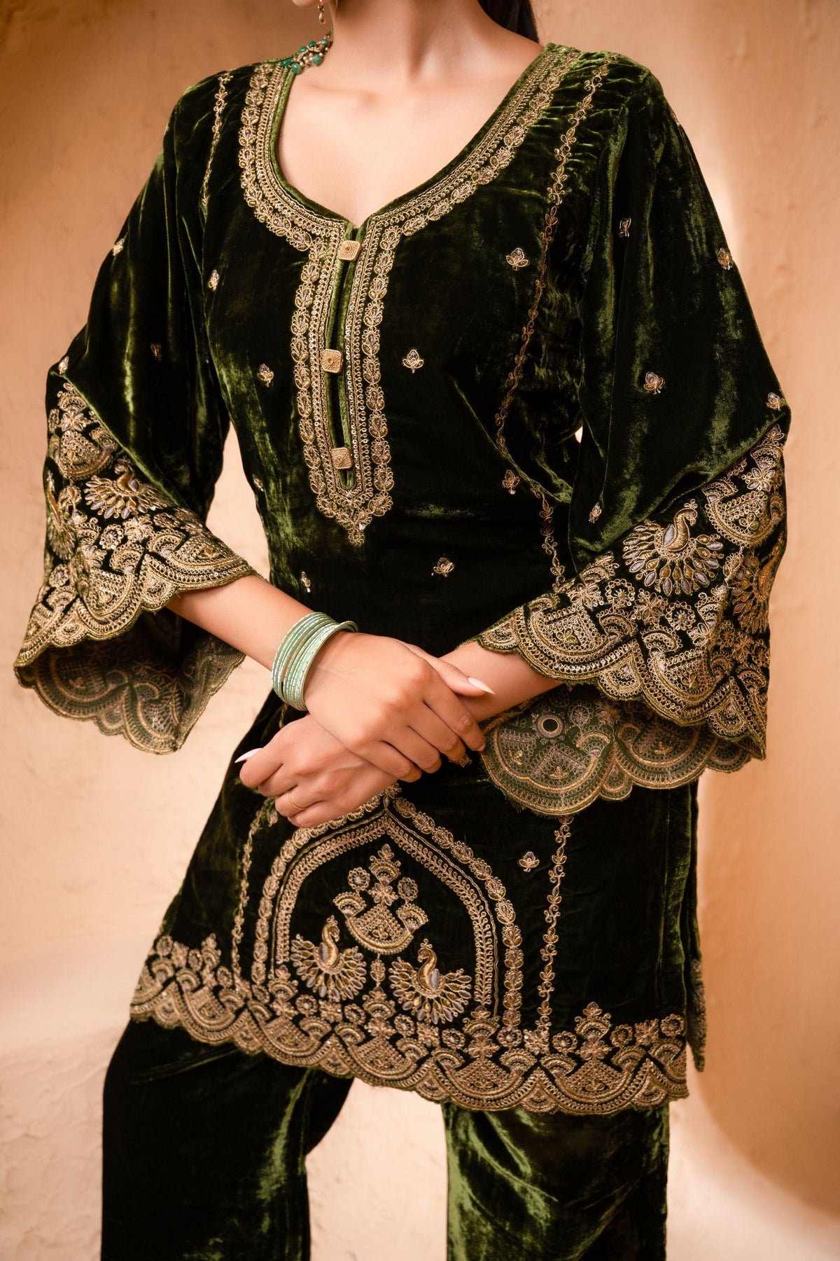 Saaz Silk Velvet Embroidered Mehndi Green  Suit Set
