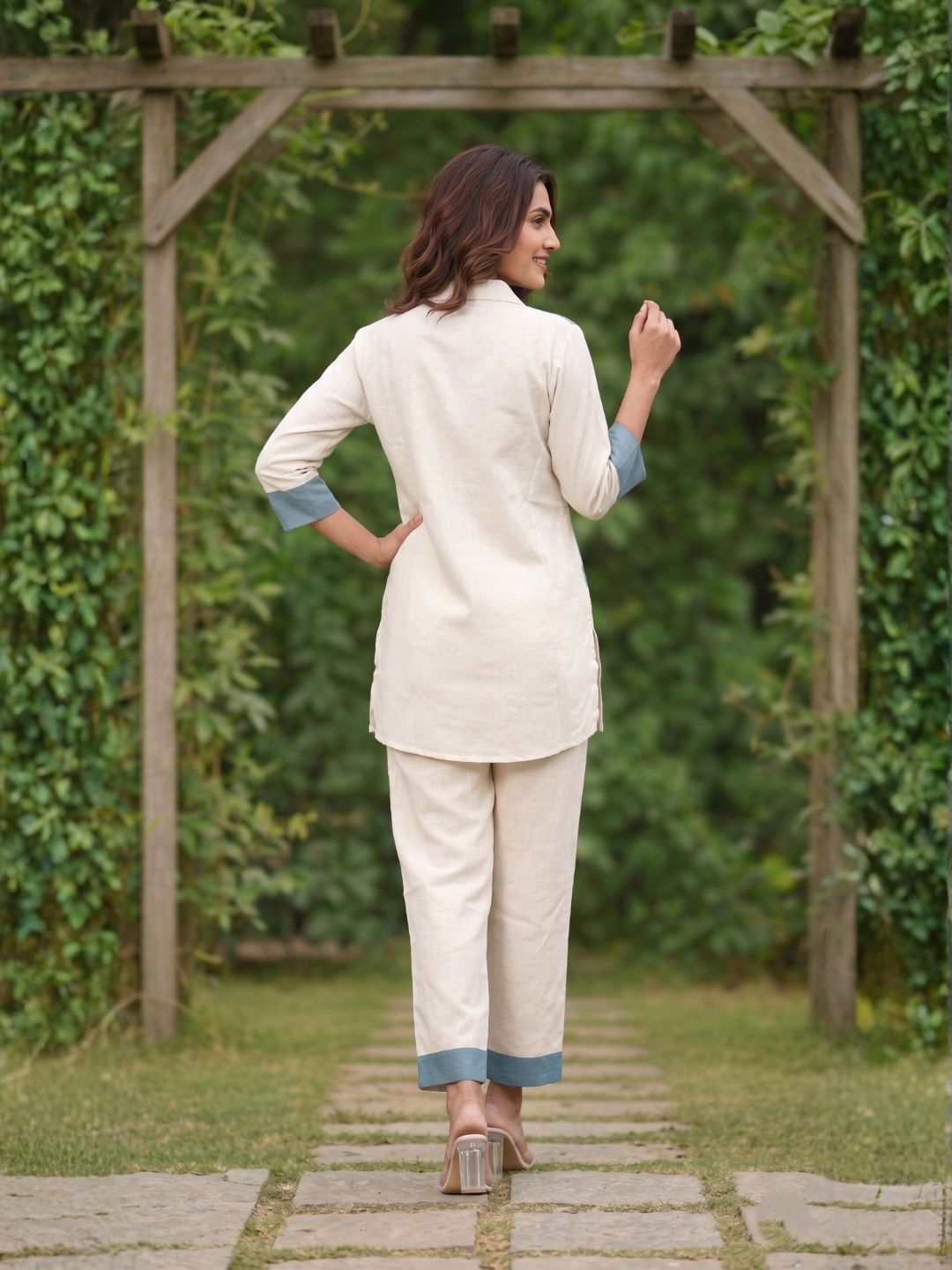 Viyona alabaster cotton co-ord set