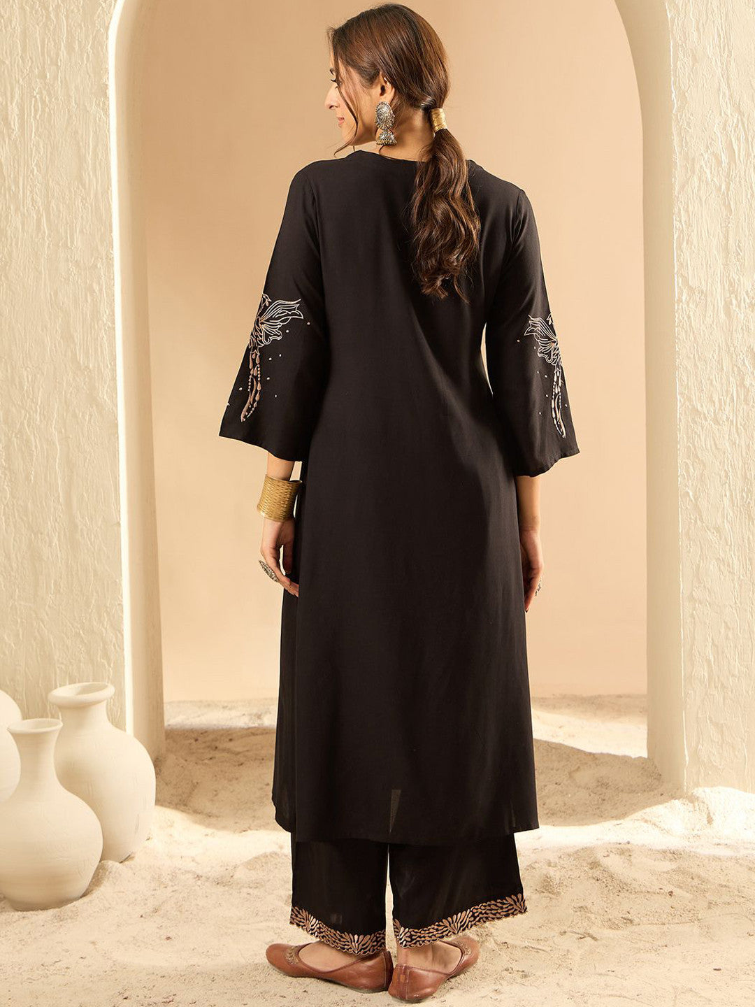 Women Embroidered Regular Kurta with Trousers