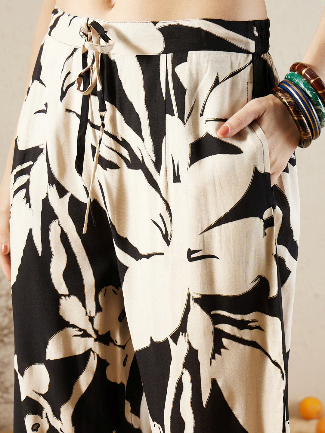 Floral Printed Regular Sequinned Kurta with Trousers