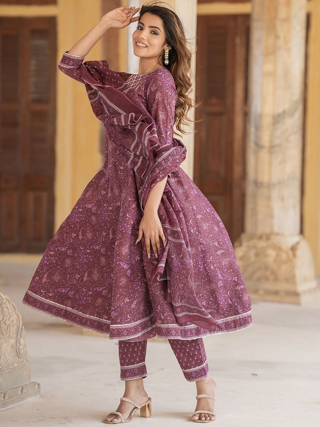 Dhiyona KL Ethnic Motifs Printed Pure Cotton Anarkali Kurta With Trousers & Dupatta