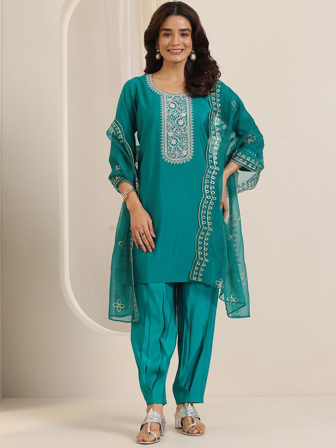 Floral Yoke Design Sequinned Straight Kurta With Trousers And Dupatta