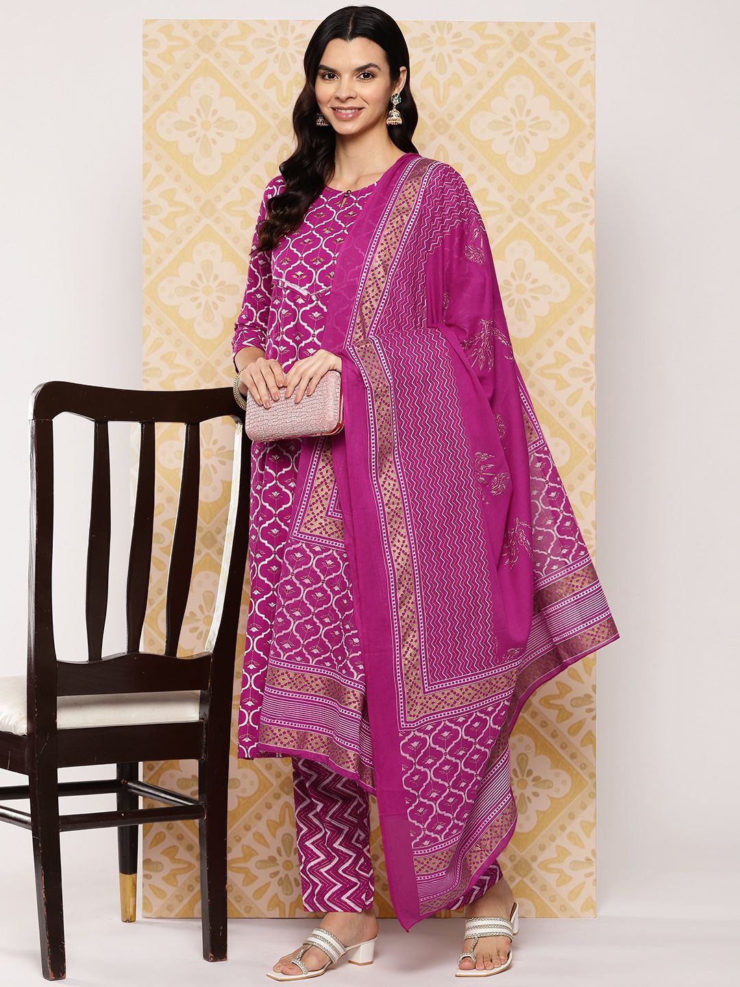 Dhiyona KL Women Printed Regular Kurta with Trousers & Dupatta