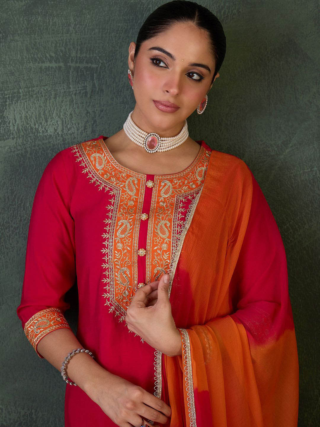 Floral Yoke Design Round Neck Zari Straight Kurta With Trousers & Dupatta