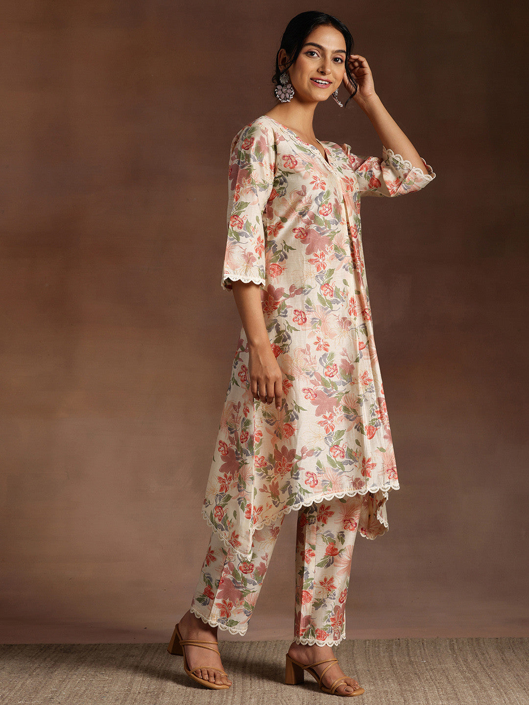 Floral Printed Kurta With Trouser