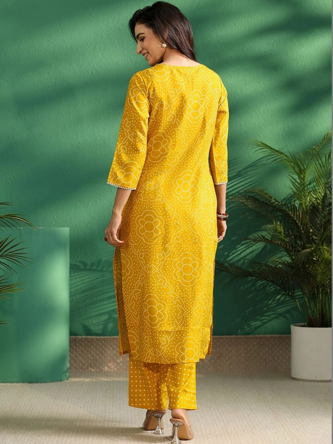 Women Ethnic Motifs Printed Regular Thread Work Kurta with Trousers