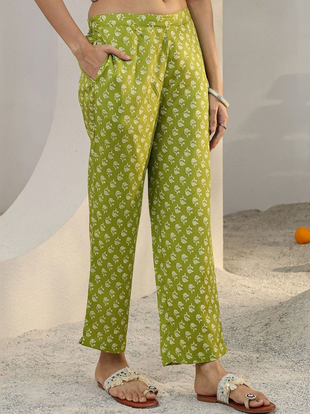 Libas Green Floral Printed Cotton Blend Straight Suit Set With Dupatta
