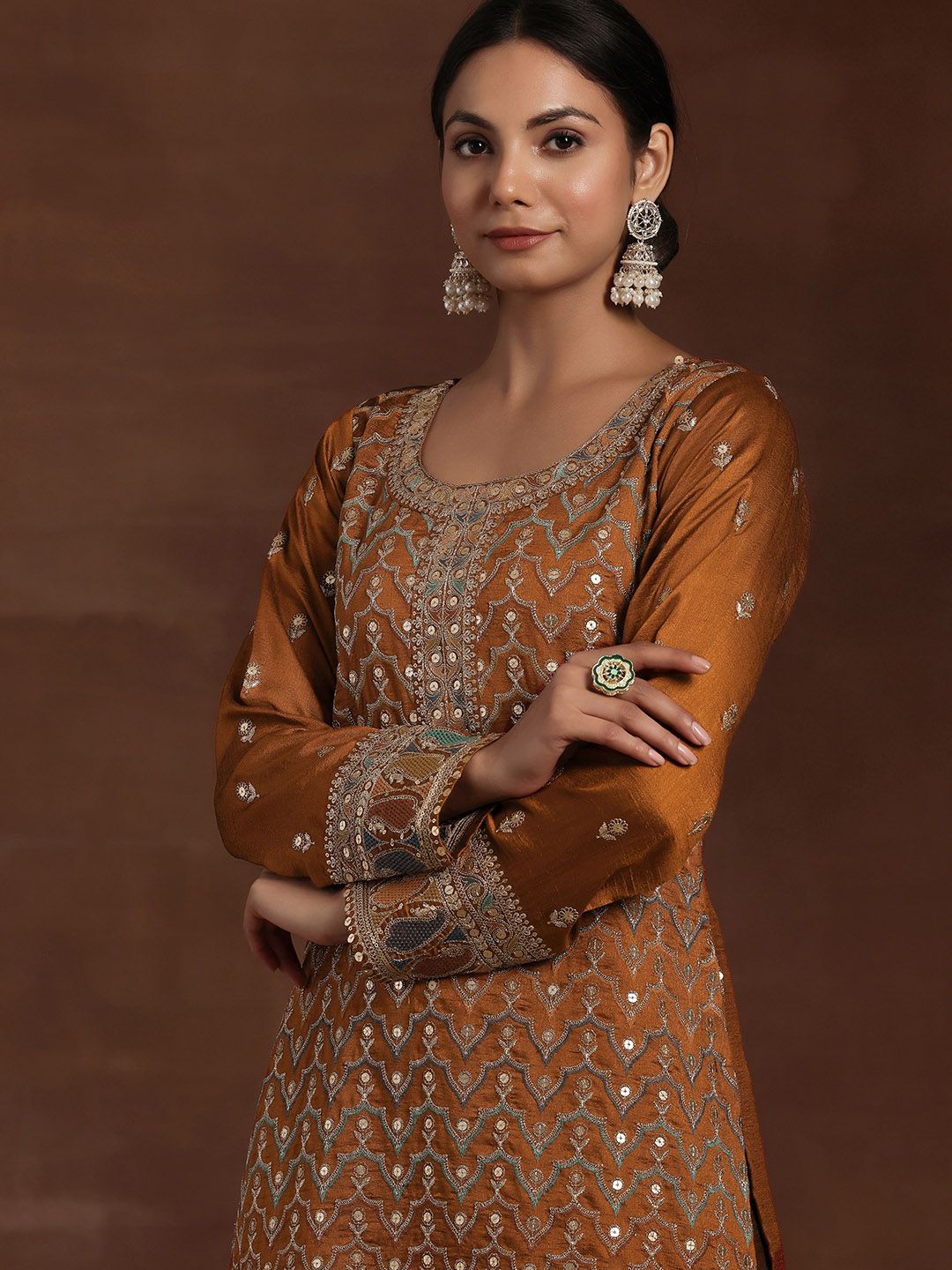 Dhiyona LL Ethnic Motifs Embroidered Sequinned Kurta with Palazzos & With Dupatta