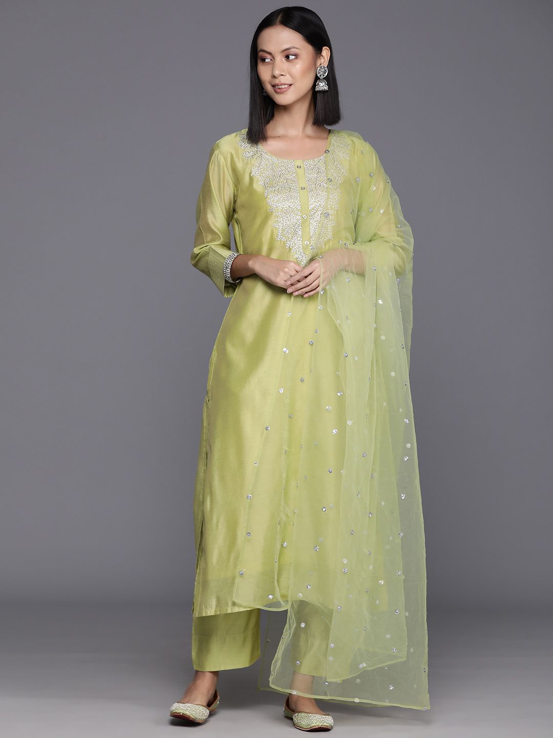 Green Floral Embroidered Regular Chanderi Silk Kurta with Trousers & Dupatta