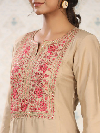 Dhiyona OD  Women Floral Yoke Design Thread Work Kurta