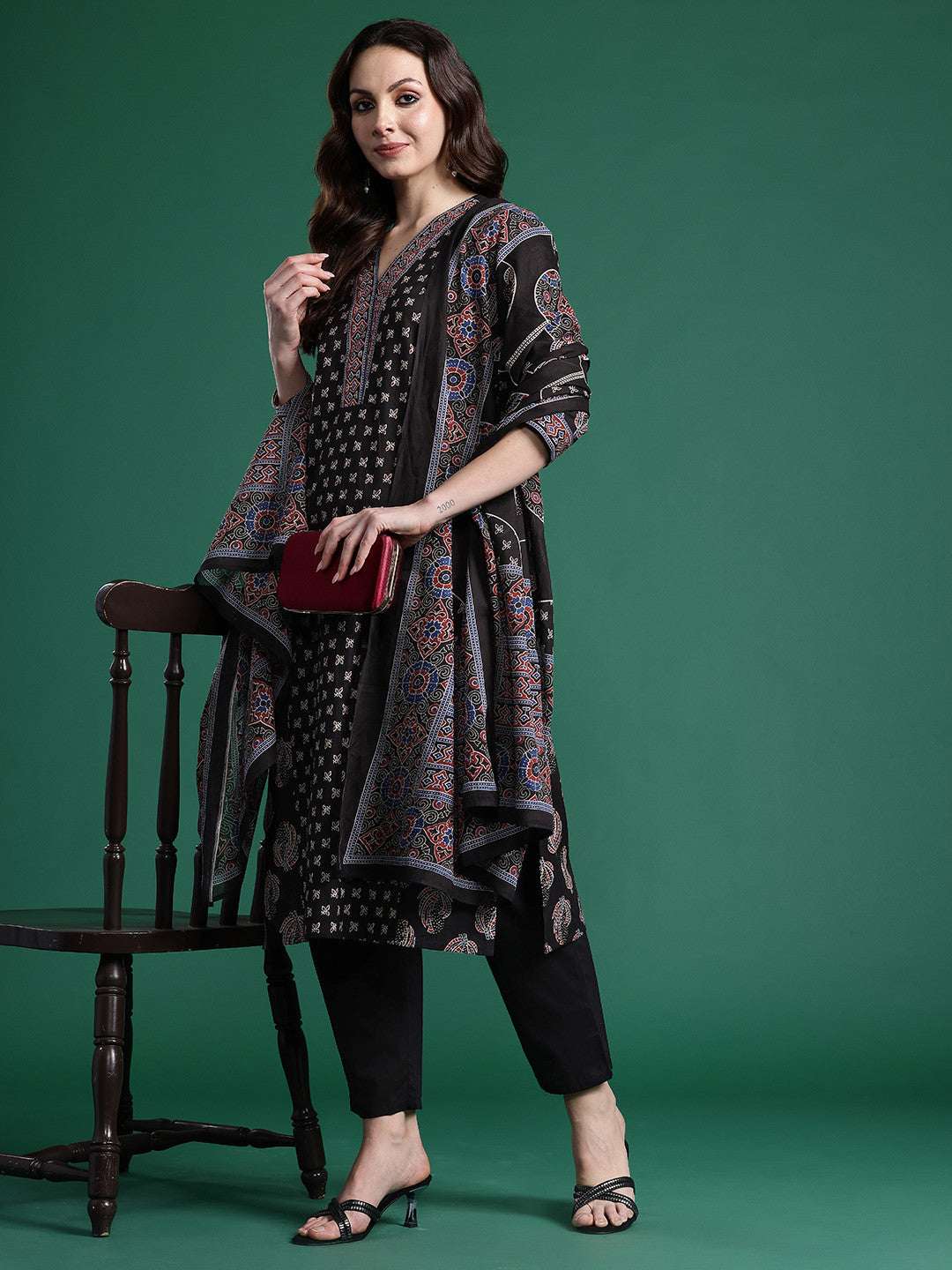 Ethnic Motifs Printed Panelled Pure Cotton Kurta with Trousers & Dupatta