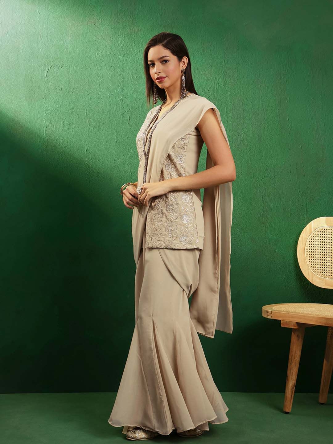 Dhiyona SN Sequence Embroidered Three-Quarter Sleeves Round Neck Kurta Set