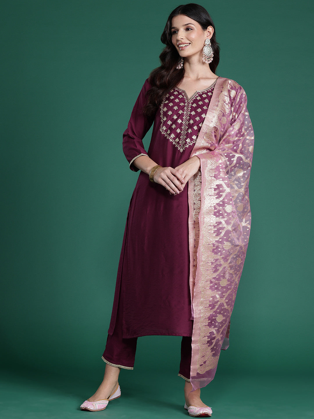 Plus Size Ethnic Motifs Embroidered Regular Gotta Patti Liva Kurta Set