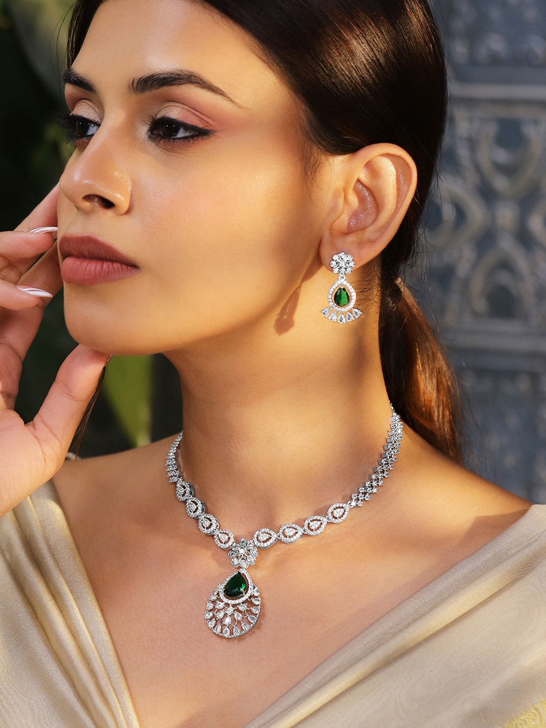 Dhiyona RJ Women's Rhodium-Plated Emerald Green Cubic Zirconia Studded Statement Necklace Set