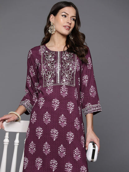 Dhiyona IE Women Floral Printed Mirror Work Kurta