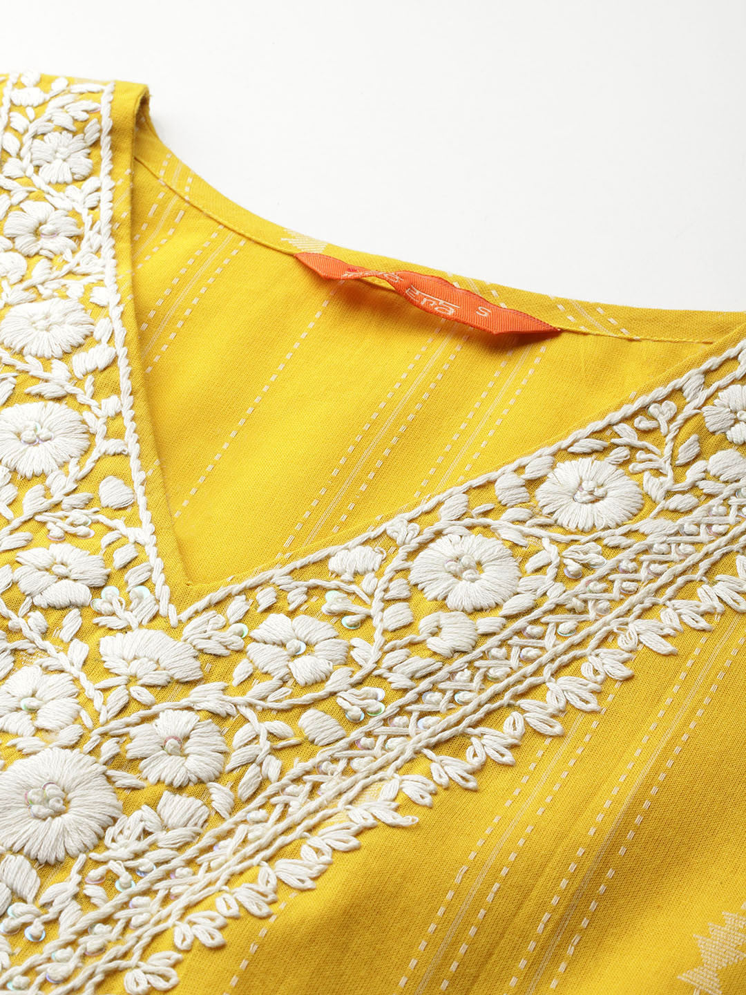 Ethnic Motifs Embroidered Thread Work Pure Cotton Kurta with Trousers