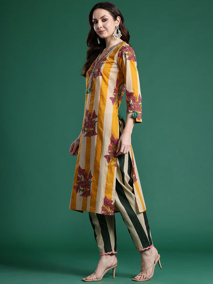 Dhiyona IE Women Floral Printed Regular Pure Cotton Kurta with Trousers & With Dupatta