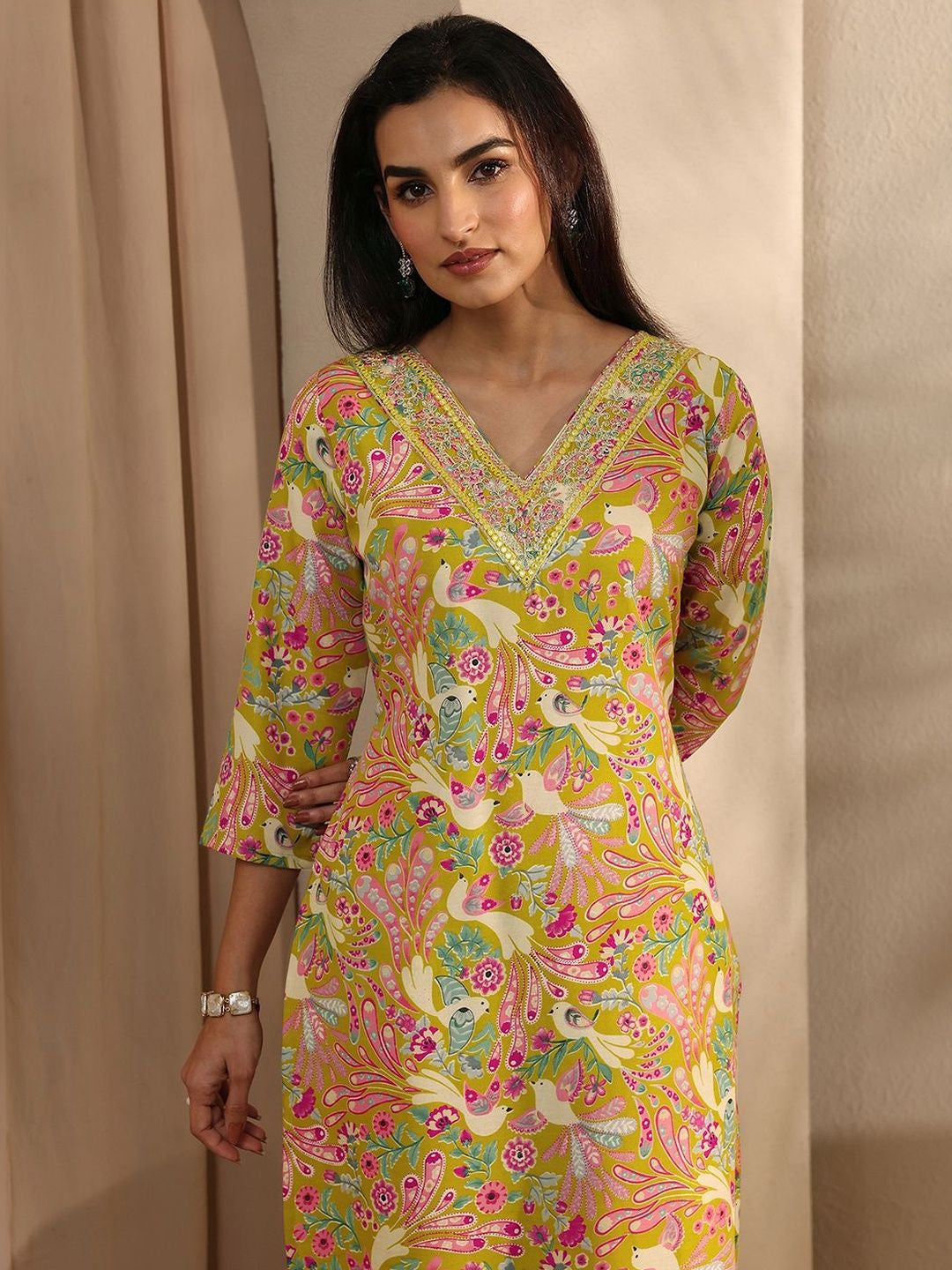 Women Ethnic Motifs Printed Regular Thread Work Kurta with Trousers & With Dupatta