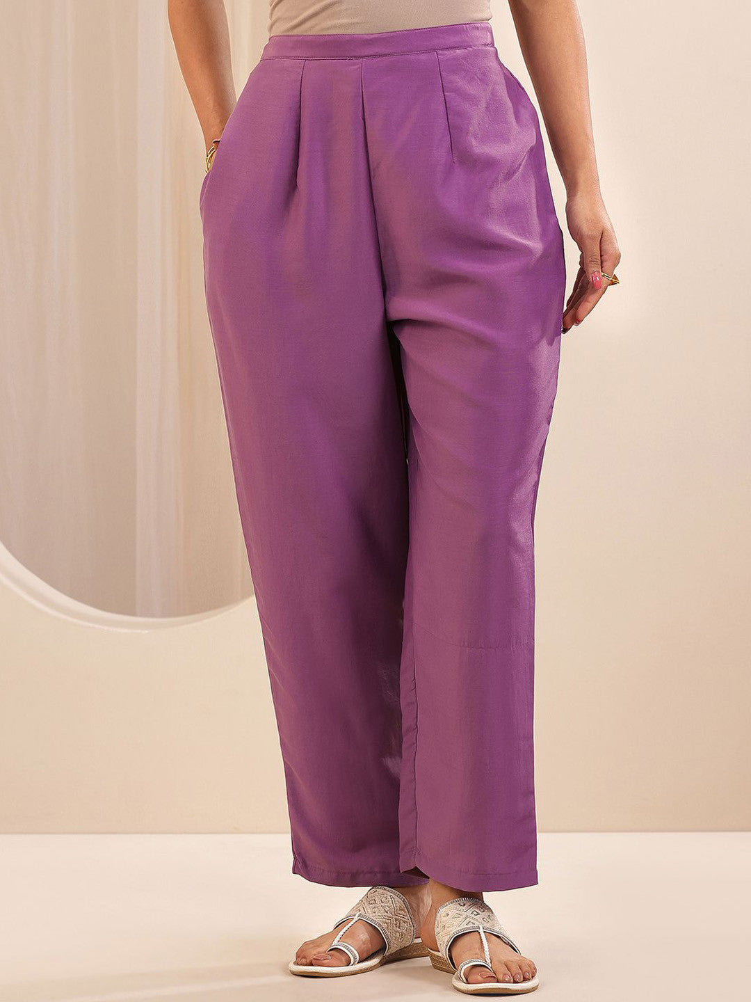 Women Bandhani Printed Regular Kurta with Trousers & With Dupatta