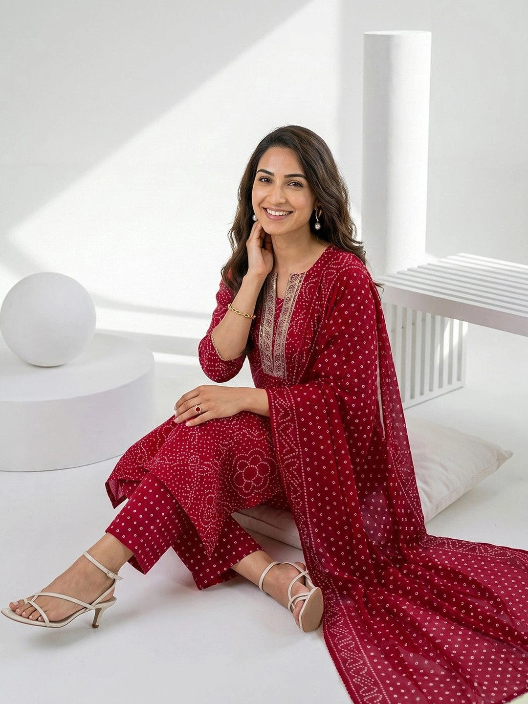 Women Ethnic Motifs Printed Regular Kurta with Trousers & With Dupatta