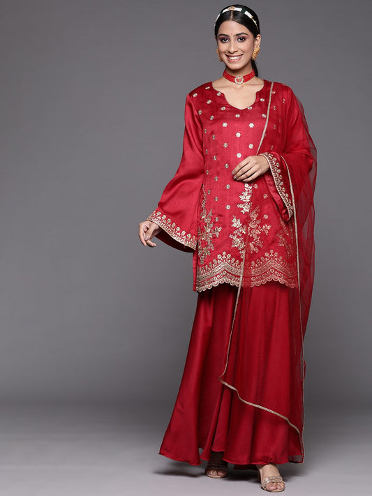Dhiyona IN Women Maroon Floral Embroidered Kurta with Sharara & With Dupatta